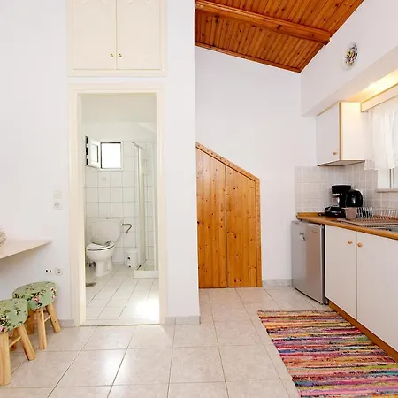 Venus Island Apartment