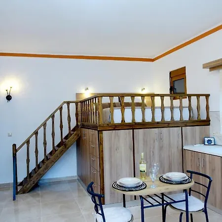 Venus Island Apartment