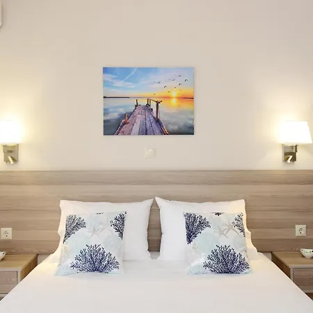 Venus Island Apartment