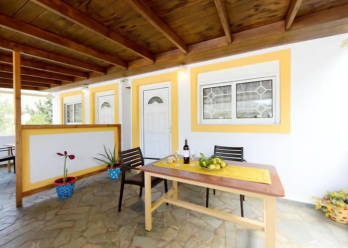 Venus Island Apartment *