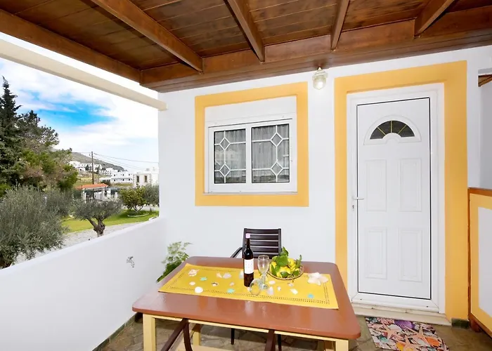 Venus Island * Lindos (Rhodes)